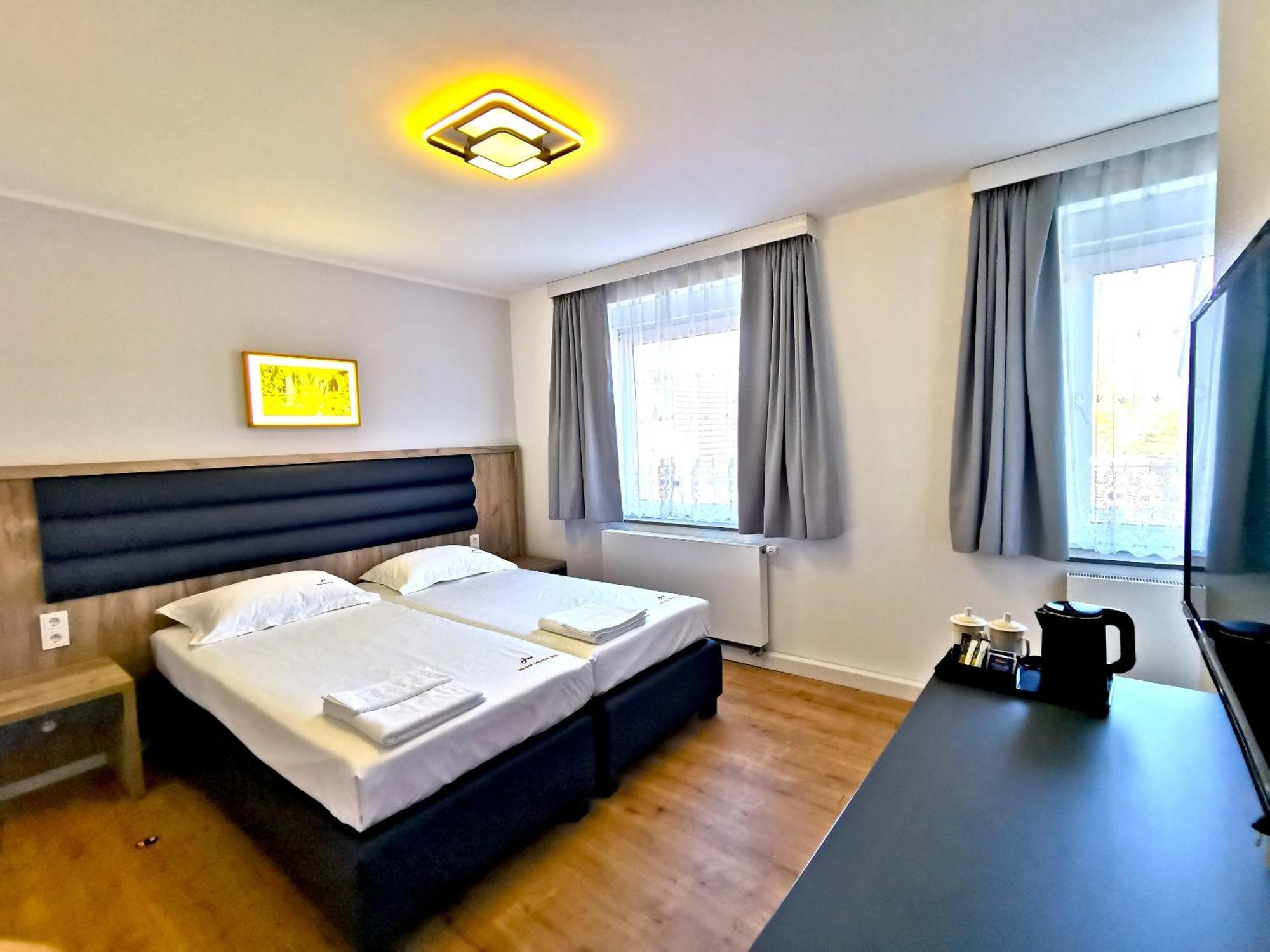 Home Inn Hotel Dormagen Eksteriør bilde